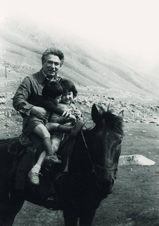 Шыңғыс Айтыматов, қазақ ұлтының өз ұлындай болып кеткен қырғыз жазушысы. (1928-2008)